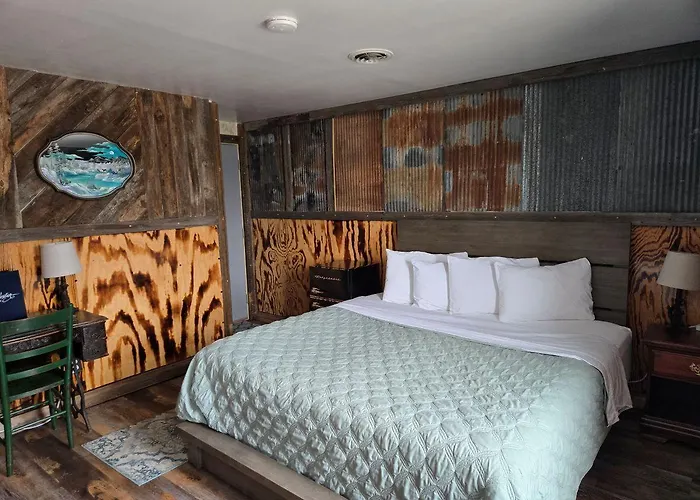 Sundowner Hotel 4*